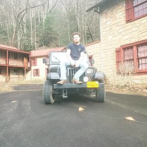 Meet your Posher, Aaron